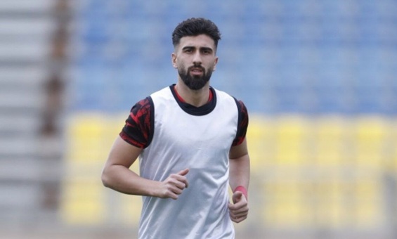 مرد سال فوتبال ایران سید جلال حسینی است/ شک نکنید استقلال امتیاز از دست می دهد و ما قهرمانیم