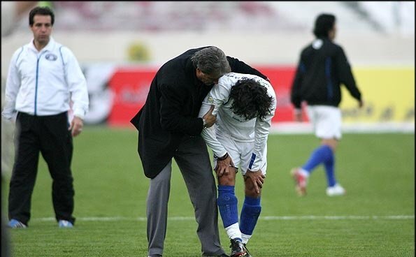 تلخ&zwnj;ترین عکس دیدارهای استقلال - پیکان برای آبی&zwnj;ها/عکس