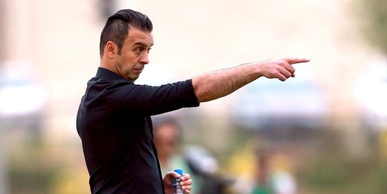 پاشازاده: مهاجرانی، عزیزی و تیم 98 برترین‌های قرن هستند