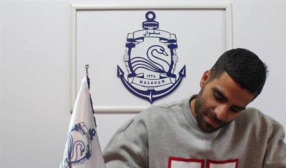 حمله تند مدافع سرباز استقلال به آجورلو و فرهاد مجیدی+عکس