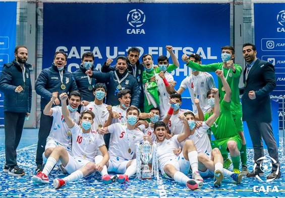 پاداش قهرمانی و نایب قهرمانی تیم فوتسال جوانان ایران روی هوا