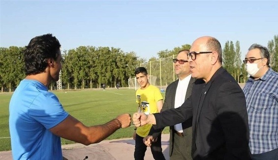 استوری عجیب مدیرعامل سابق استقلال برای فرهاد مجیدی