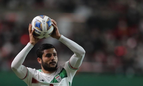 حمله هواداران پرسپولیس به فرهاد مجیدی به خاطر یک گفتگوی جنجالی