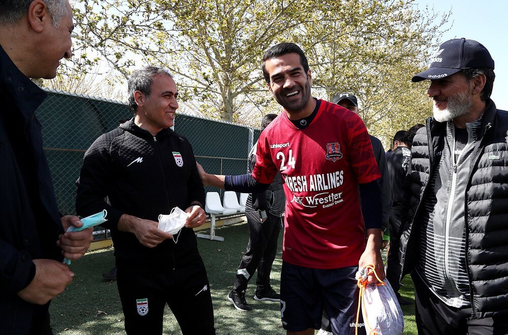 شوخی جالب مهدوی کیا با همبازی قدیمی/عکس