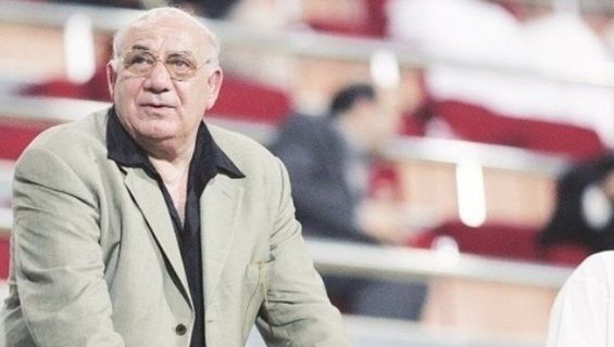 سرمربی تیم ملی ایران تجربه بین المللی ندارد/ باید بیشتر از ۲ گل مقابل کره ای ها می خوردیم/ روش بازی تیم ملی اشتباه است