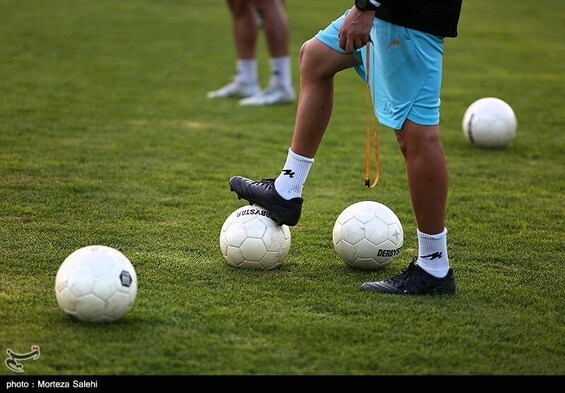 حسینی، علی‌محمدی و ۲ بازیکن خارجی در آستانه جدایی از سپاهان