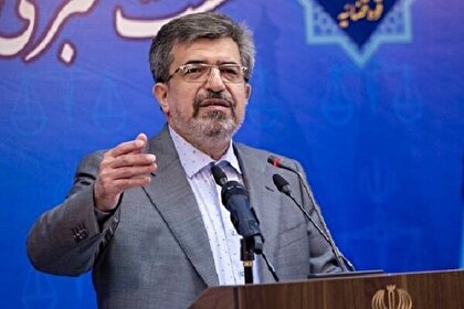 تشکیل پرونده درباره تعرض به فوتبالیست‌ها در مشهد/ تکذیب ارتباط وزیر دولت روحانی با علیرضا اکبری