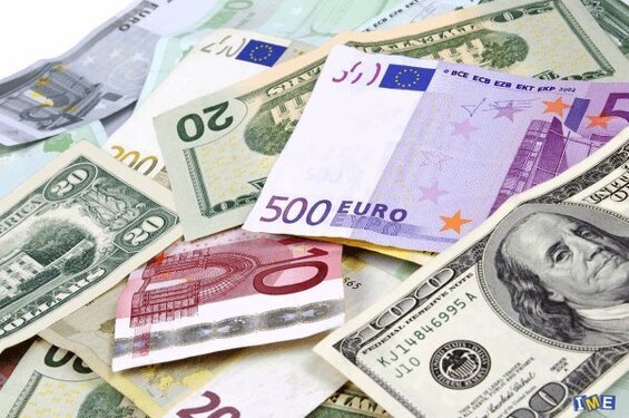 آخرین قیمت دلار و یورو امروز دوشنبه ۲۴ بهمن ۱۴۰۱