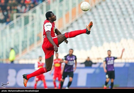 فتحآبادی: پرسپولیس احساسی بازی میکند و به روانشناس نیاز دارد