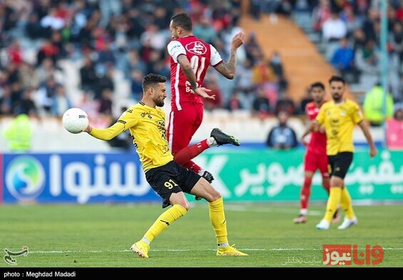 طاهرزاده: پرسپولیس نباید همه چیز را تمام شده بداند