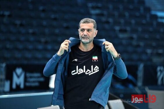 لباس پرسپولیس بر تن سرمربی تیم ملی ایران+عکس