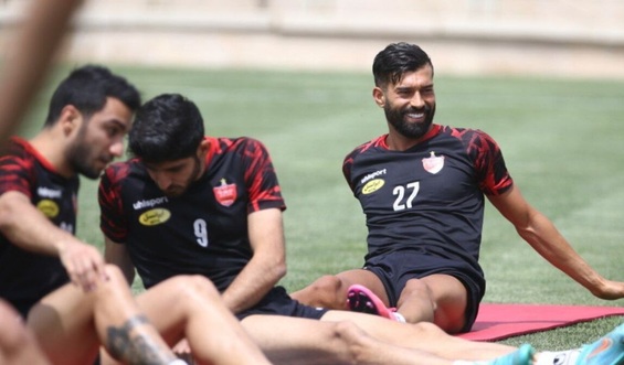 وظیفه جدید گلمحمدی به رامین رضاییان/ مسئولیت مدافع پرسپولیس سنگین شد!