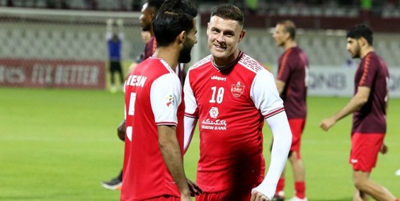 پنجره نقل و انتقالاتی پرسپولیس در آستانه بسته شدن/ یک هوادار خیّر به داد سرخها میرسد!