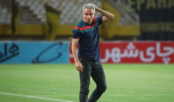 استقلال به سپاهان ببازد هم قهرمان می شود/ تیم فرهاد باید فکر کند هم امتیاز پرسپولیس است