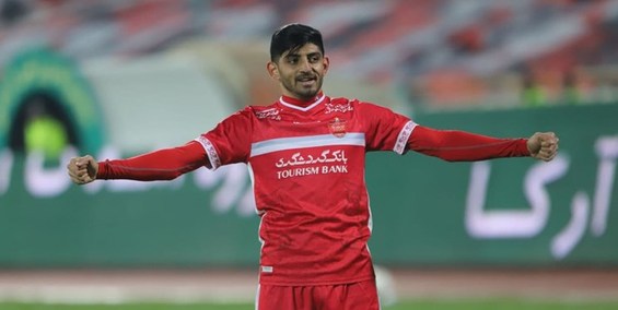 قول مساعد مدیران پرسپولیس به ترابی / شماره 9 تمدید میکند؟