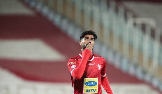 توضیح هافبک پرسپولیس درباره یک استوری جنجالی!