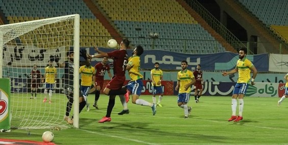 شارژ روحی بازیکنان پرسپولیس با واریز پول