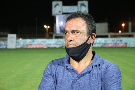 شاید بازیکنان فعلی پاچه و آبگوشت نمیخورند که قدرت لازم را ندارند!