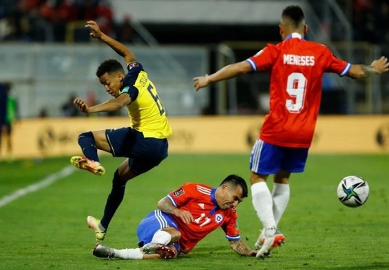 پاسخ فدراسیون فوتبال اکوادور به اتهام جعل اسناد و حذف از جام جهانی