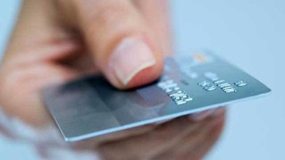 پورابراهیمی: کارت اعتباری کالاهای اساسی شبیه کارت سوخت است  چک سفیدامضاء مجلس به دولت