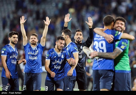 فریبا: امیدوارم استقلال با رکوردی تاریخی قهرمانی شود/ پرسپولیسیها ۲ امتیاز گلگهر را پس دادند!