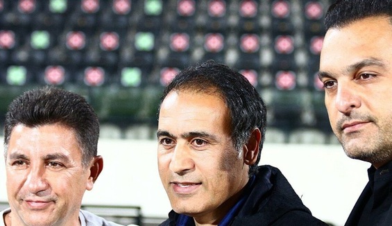گزینه پیش روی مدیران باشگاه/ مهدوی کیا همزمان سرمربی تیم امید و پرسپولیس می شود!