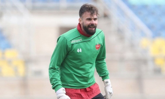 پیشنهاد جدید و غیرمنتظره پرسپولیس به بازیکن جنجالی/ قرارداد جدید ببند و دلار نقد بگیر!