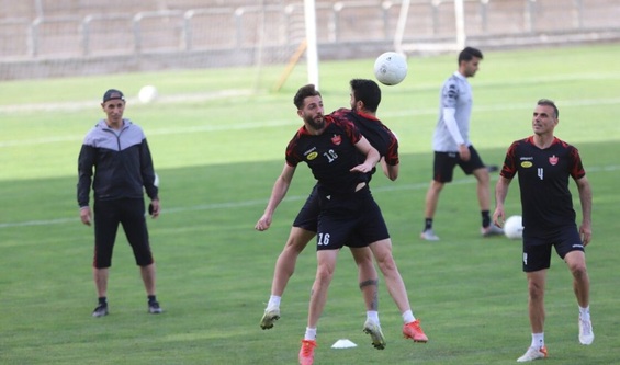 خروج ستاره پرسپولیس در صورت ماندن گل‌محمدی!