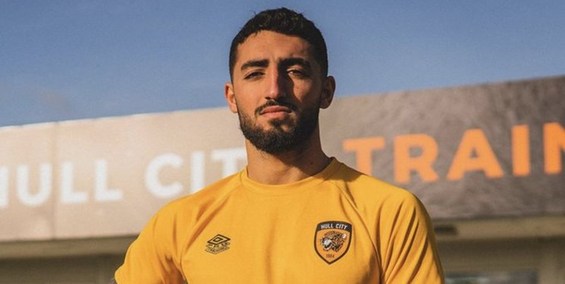 لژیونر استقلالی سوپرمن شد+عکس