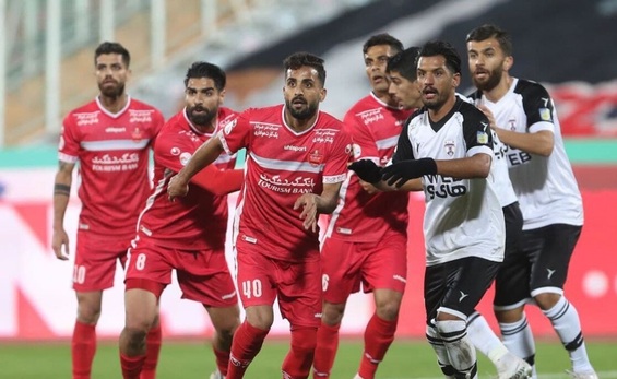 مشخص بود این بازیکن از اول هم تعصبی به پرسپولیس ندارد/ دلال ها از پرسپولیس سوءاستفاده می کنند