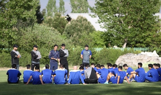 هشدار جدی فرهاد مجیدی به بازیکنانش  به مساوی هم فکر نکنید؛ فقط ۳ امتیاز!