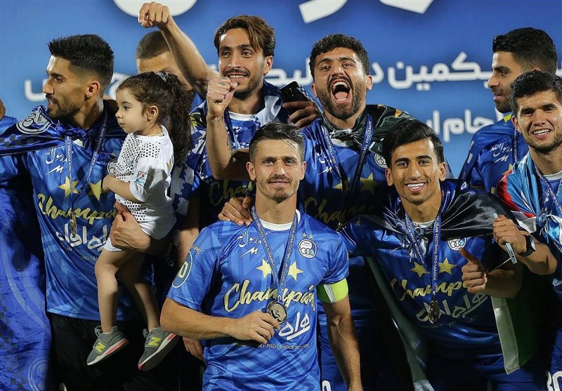 تیم فوتبال استقلال , 