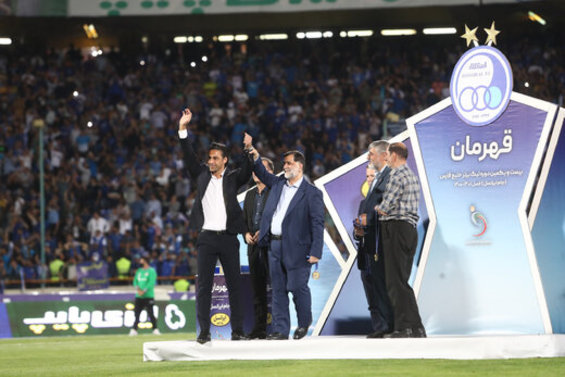 آجورلو: فرهاد مجیدی فرزند استقلال است+عکس