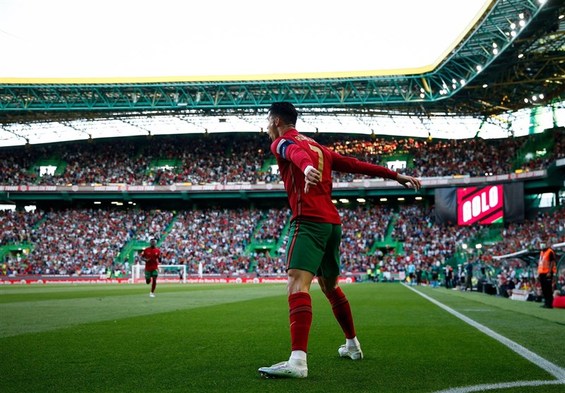 لیگ ملت‌های اروپا| پیروزی مقتدرانه پرتغال با دبل رونالدو/ اسپانیا در دقیقه ۹۰ از شکست گریخت