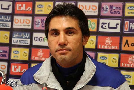 خط هافبک پرسپولیس یک فرمانده مثل کریم باقری می خواهد