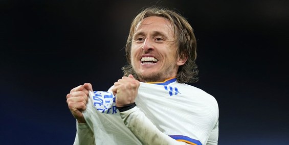 مودریچ با رئال تمدید کرد+عکس