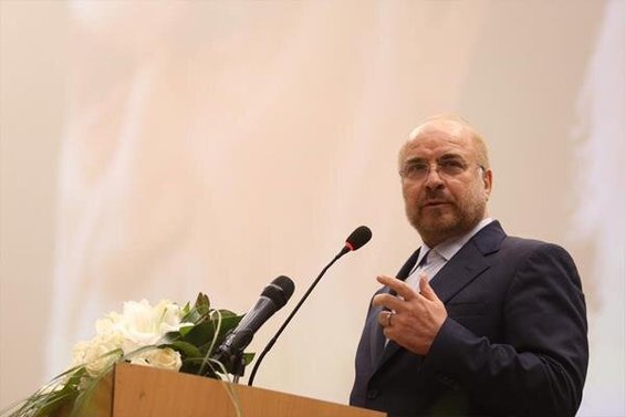 قالیباف: امروز در کشور ما با کسانی کار دارند که دارند کار میکنند