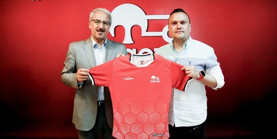 مانع بزرگ برای حضور مربی جدید در پرسپولیس