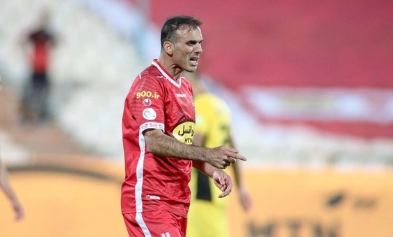 سوپرمن پرسپولیسی ها در بلاتکلیفی؛ سیدجلال حسینی رفتنی شد؟
