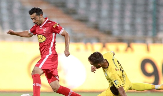 دلیل جدایی وینگر مورد علاقه گلمحمدی از پرسپولیس مشخص شد