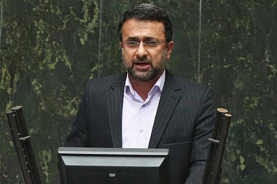 محمدیاری: تبدیل وضعیت معلمان غیرانتفاعی در دستورکار وزیر آموزش و پرورش قرار گیرد