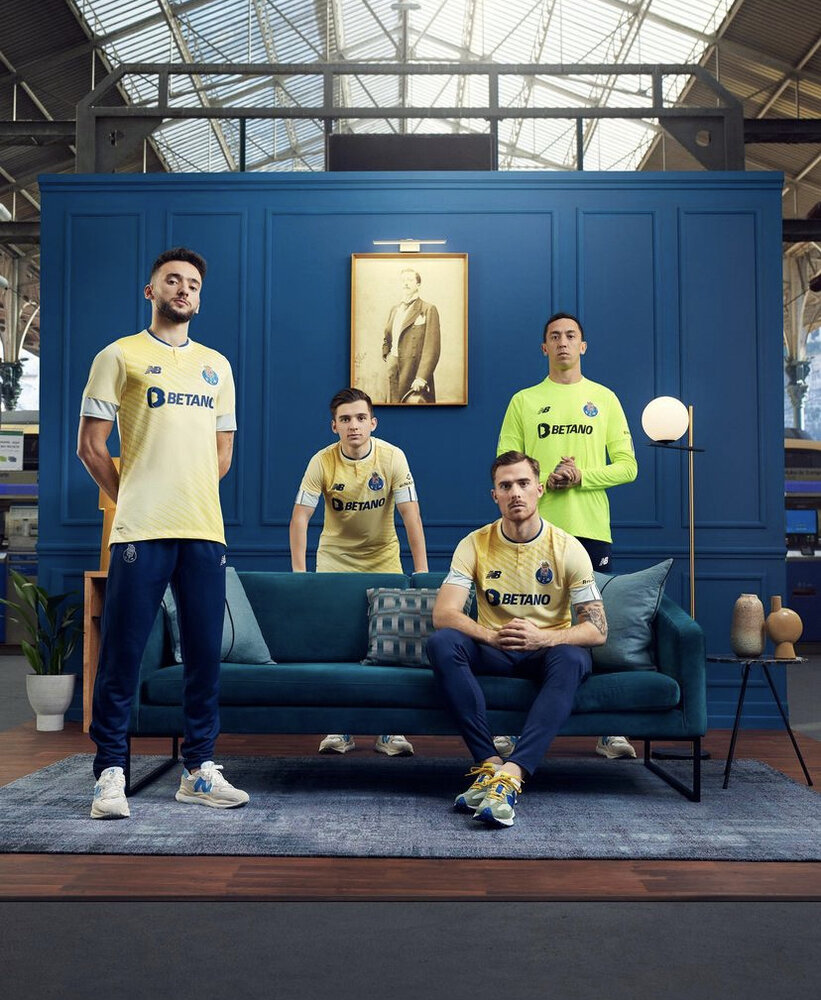 غیبت سوال&zwnj;برانگیز طارمی در معارفه لباس پورتو/عکس