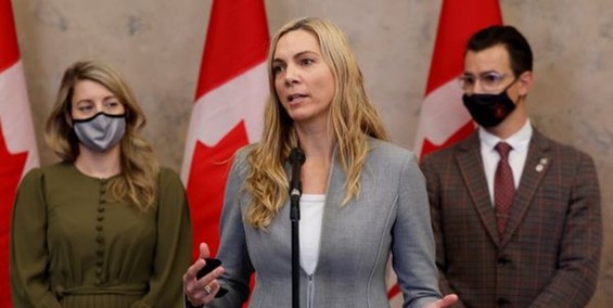 حمایت وزیر ورزش کانادا از اقدام سیاسی فدراسیون این کشور علیه فدراسیون ایران