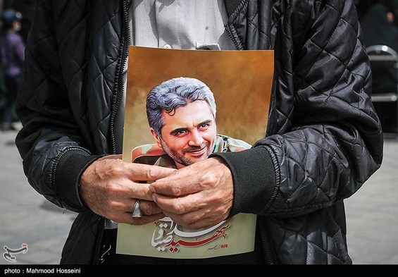 ادای احترام به سردار شهید صیاد خدایی و جان باختگان حادثه آبادان