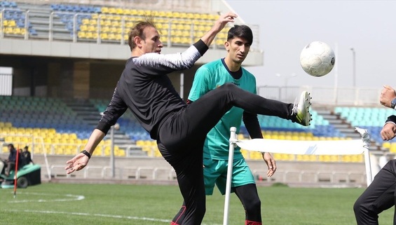 سرمربی پرسپولیس چگونه متوجه اصل ماجرا شد؟/ ۲ استوری دردسرساز بیرانوند