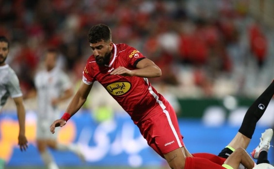 مدافع پرسپولیس بازی با فجر سپاسی را از دست داد