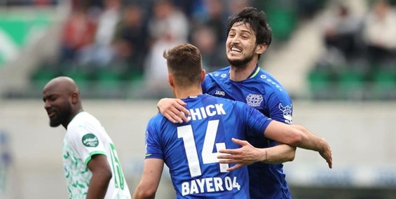 ماشین گلزنی برگشت/کار آزمون در لورکوزن سخت شد+عکس