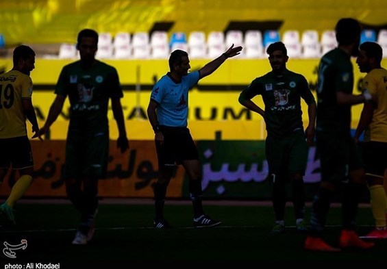 اقبالی: فوتبال ما در اندازه‌ای نیست که به یک مربی ۴۰ میلیارد بدهیم