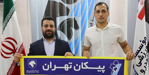 دروازه‌بان پیکان قراردادش را تمدید کرد