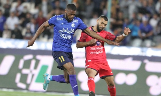 دار و دسته پرسپولیسیها مقابل استقلال